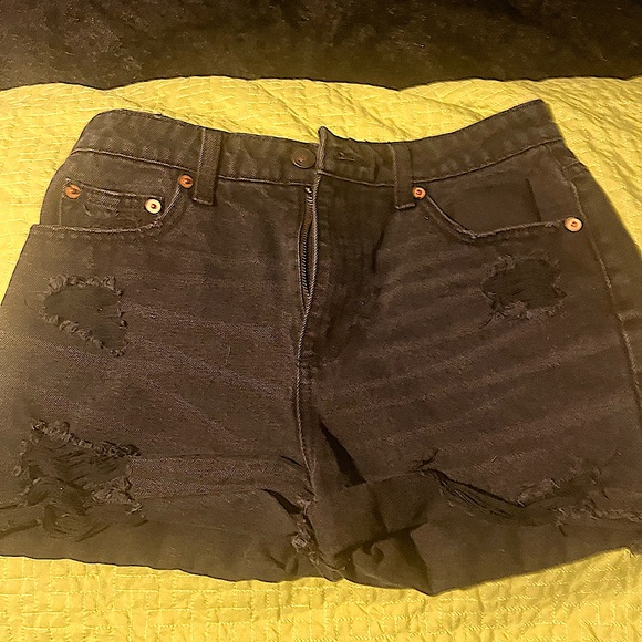 Forever 21 Pants - Shorts are a size 5.